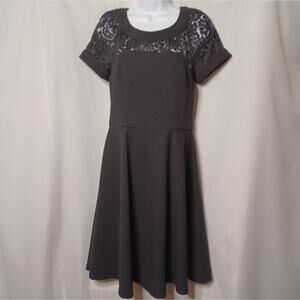 Betsey Johnson Black Lace and Fabric Midi Dress. Size 8